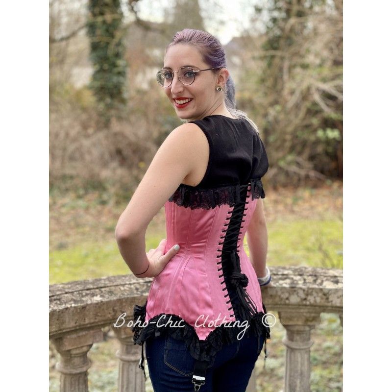 corset overbust C140 in pink satin with black lace and with 6 wide black  suspenders - Boho-Chic Clothing