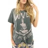 T-shirt Love Religion in Adore