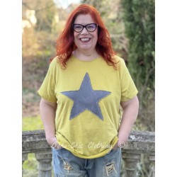 T-shirt Star Applique in Los Angeles